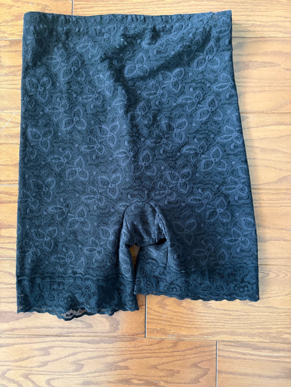 Bali lace  and smooth high waist shapewear thigh slimmer shorts  in XL